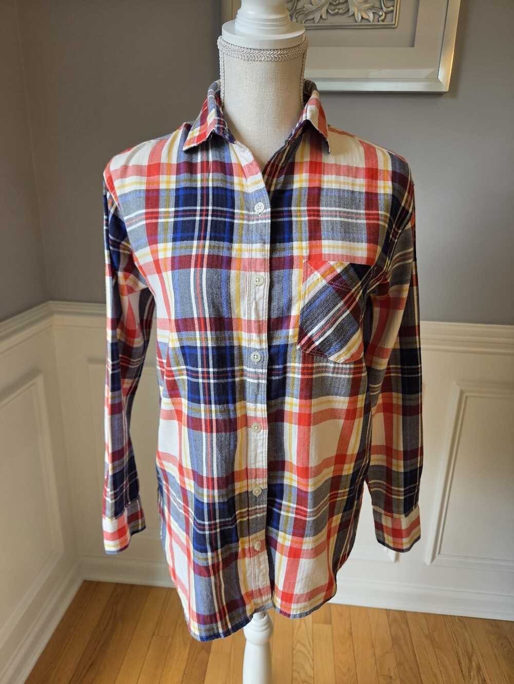 Old Navy Red, Navy, White Plaid Flannel Boyfriend Shirt Woman Size XS